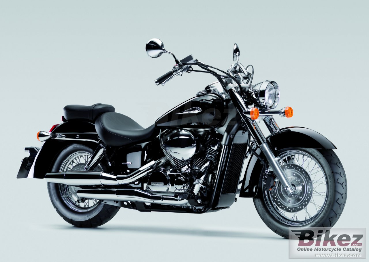 Big Honda vt750c shadow picture and wallpaper from Bikez.com